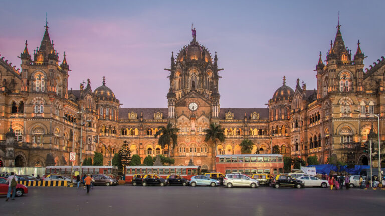 Chhatrapati-Shivaji-Terminus-railway-station-mumbai