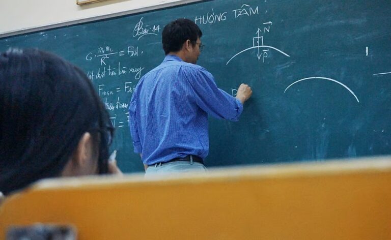 freepressjournal-marathi_2025-07-05_if4fooae_navshakti-web24-16