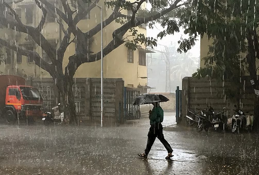 freepressjournal-marathi_2022-06_acaf8a42-c0b2-4a22-9c1b-6a22e335cc32_mumbai_monsoon_rain