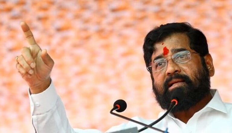 freepressjournal-marathi_2025-04-27_l35zw4hl_shinde