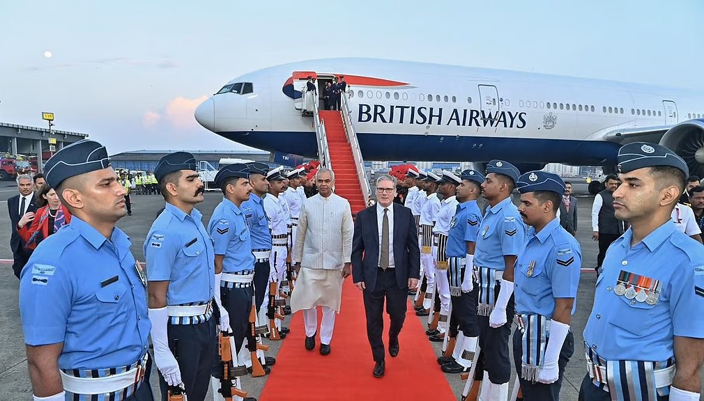 freepressjournal-marathi_2025-10-09_12bu1wfx_Prime-Minister-Keir-Starmer