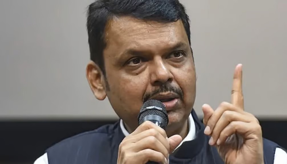 freepressjournal-marathi_2025-04-27_z29q0gf8_तर पवारांची औलाद सांगायचो नाही... - 2024-06-06T201957.138