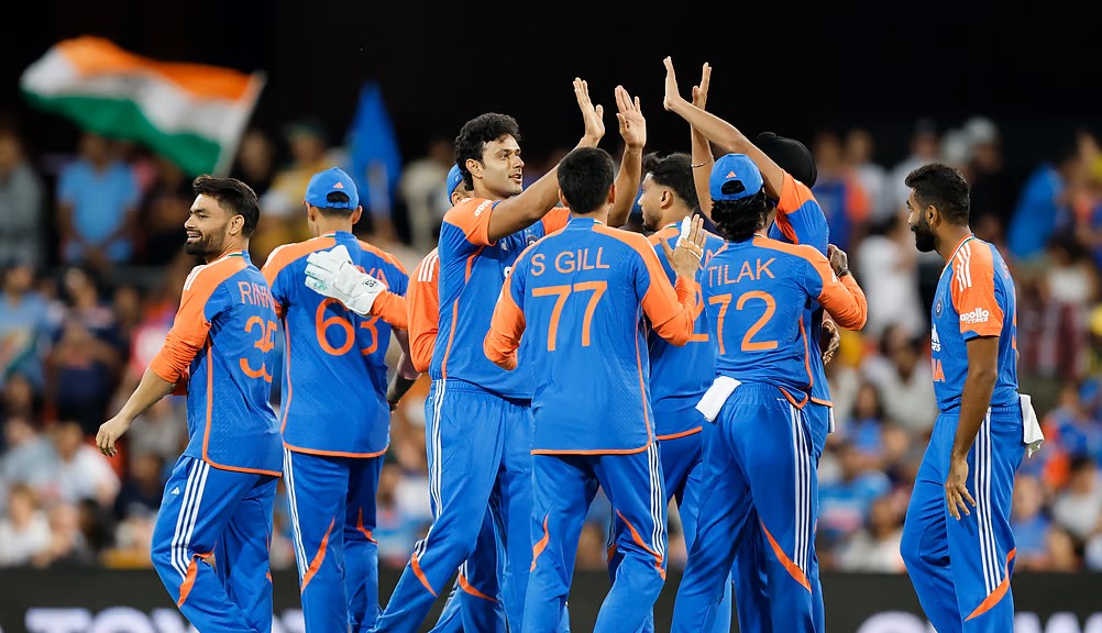 freepressjournal-marathi_2025-11-08_u75ocge4_IND-vs-AUS