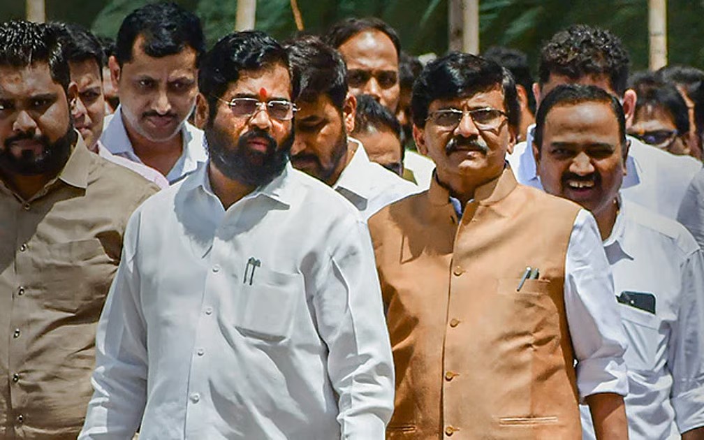 freepressjournal-marathi_2025-11-12_g0slj0ar_82huv2hsanjay-raut-eknath-shinde-pti625x30025June22