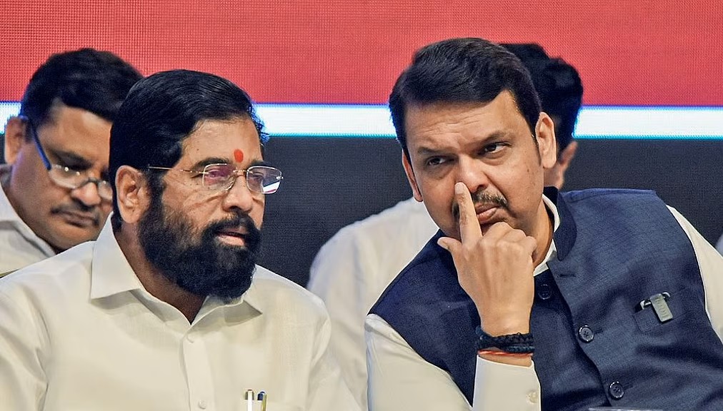 freepressjournal-marathi_2025-11-19_drpt6svo_Eknath-Shinde-Devendra-Fadnavis