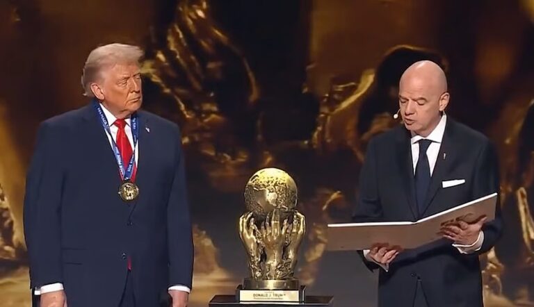 freepressjournal-marathi_2025-12-07_30psuypf_fifa-peace-award-donald-trump-recognised-as-global-peacemaker