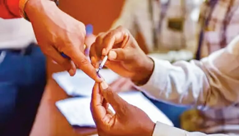 freepressjournal-marathi_2026-01-07_l4v7c2ea_Copy-of-Queen-Of-All-Mayhem-2025-10-03T000530.659